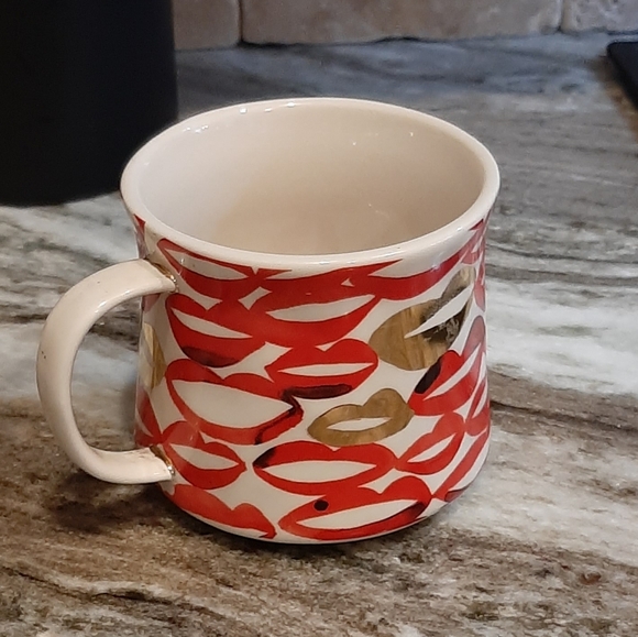 Anthropologie Kate Roebuck lip mug cup - Picture 1 of 7